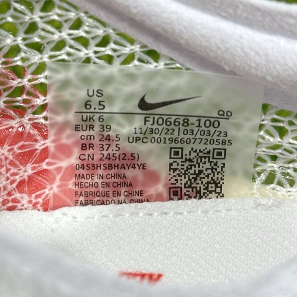 Nike Air Zoom Victory Size 6.5 Eliud Kipchoge Running Spikes White FJ0668-100 - Picture 6 of 6